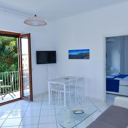 Villa Benny House à Sorrente Extérieur photo